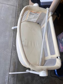 Bassinet side sleeper free pick up