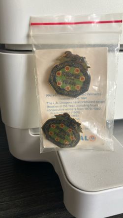 Unocal 76 Rookie Of The Year Pins