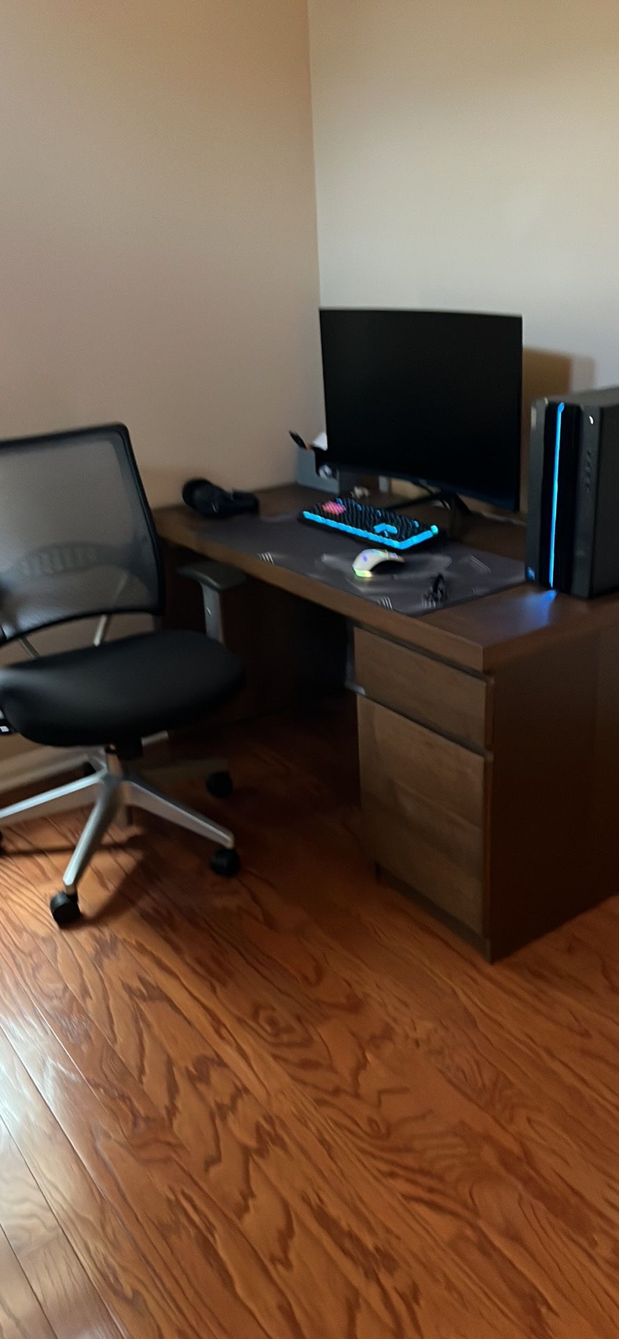 IKEA MALM Desk 55/25 inches Brown