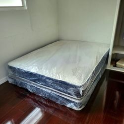 NEW FULL-SIZE MATTRESS AND BOX SPRING 💤