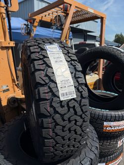 285/70/17 BFGoodRich KO2 Tires