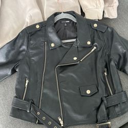 Sweatshirts, Leather Jacket And Fur Jacket