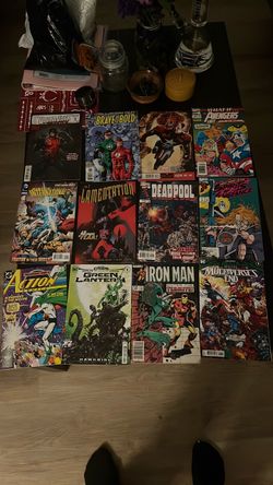 Mixed Lot of Marvel and DC Comic Books
