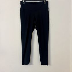 Gap Fit Recycled Power women’s Black Leggings size medium   In excellent condition from smoke free / pet free home