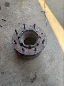 Ford dually hubs