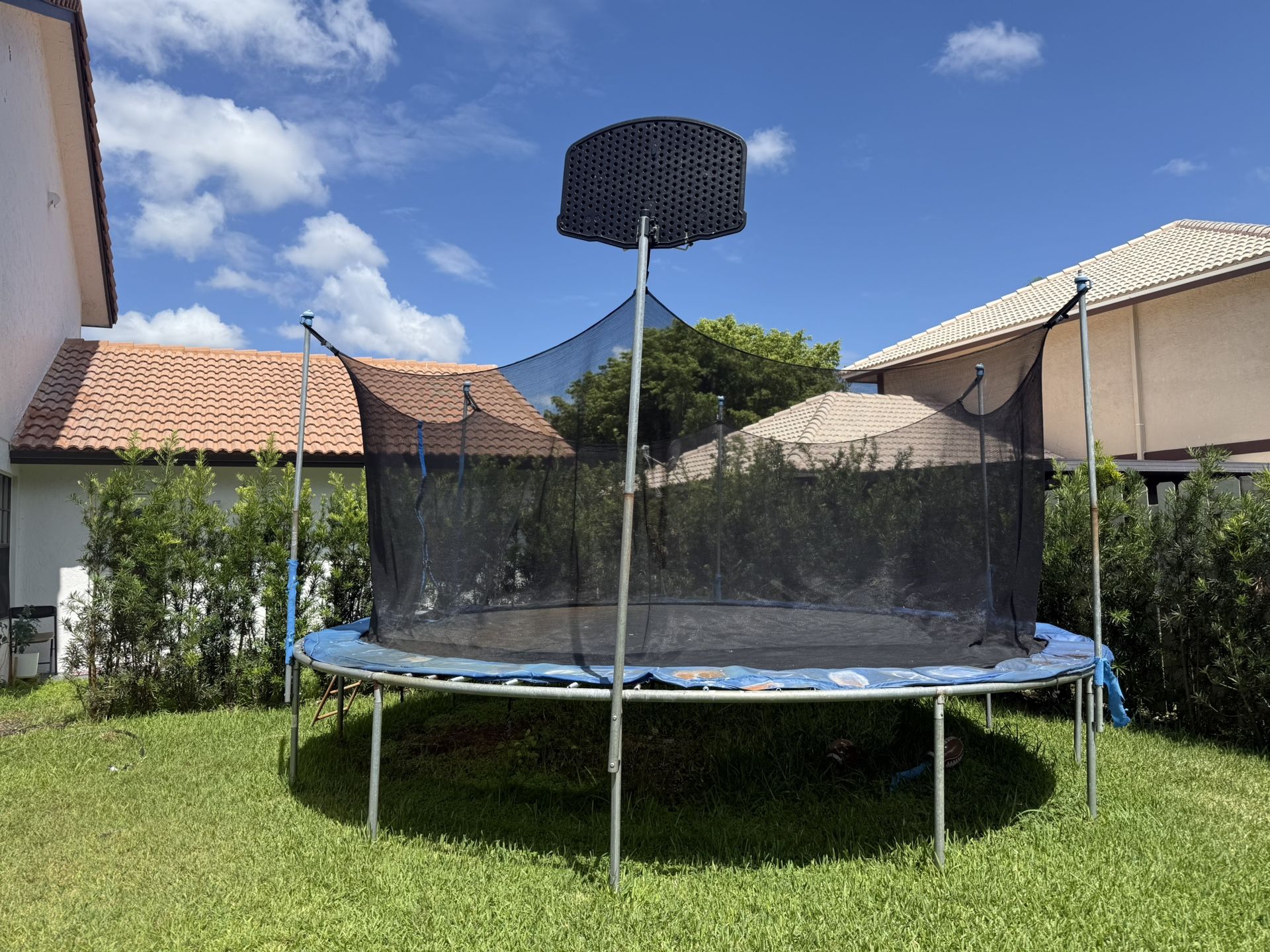 Trampoline
