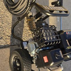 4400 Dewalt Power Washer Gas 