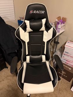 Gaming chair