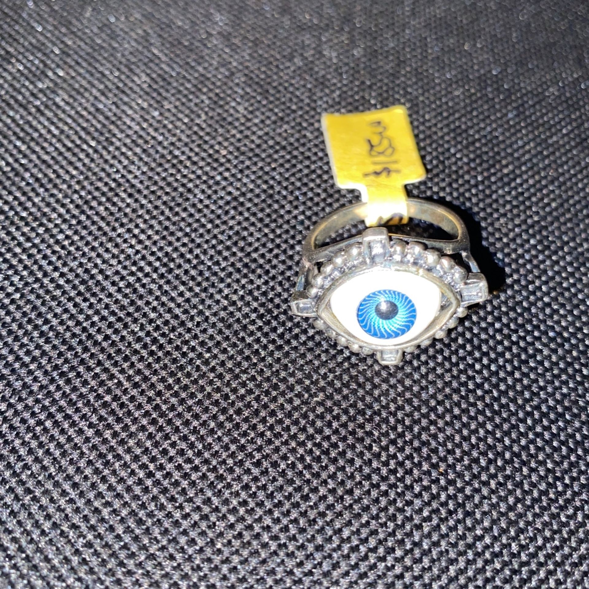 Ring Eyeball Size 6