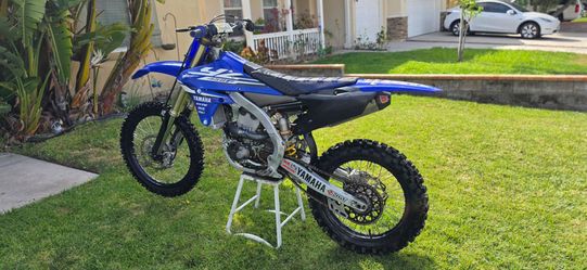 Yamaha YZ450F Dirt Bike *clean