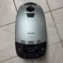 Miele Vaccum