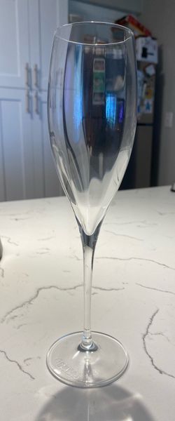 brand new Disaronno Italian Crystal Champagne Flutes Glasses
