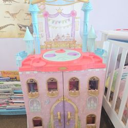 KidKraft Disney Princess  Wooden Castle Dance and Dream House