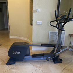 NordicTrack Elliptical CX 998 With Incline Fan for Sale in Boynton Beach FL OfferUp