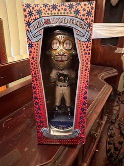 2020 world champs Día de los Dodgers bobblehead