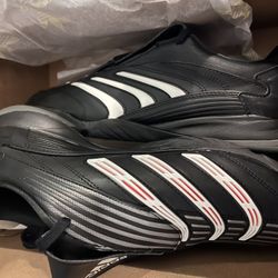 Adidas Predator Indoor Soccer