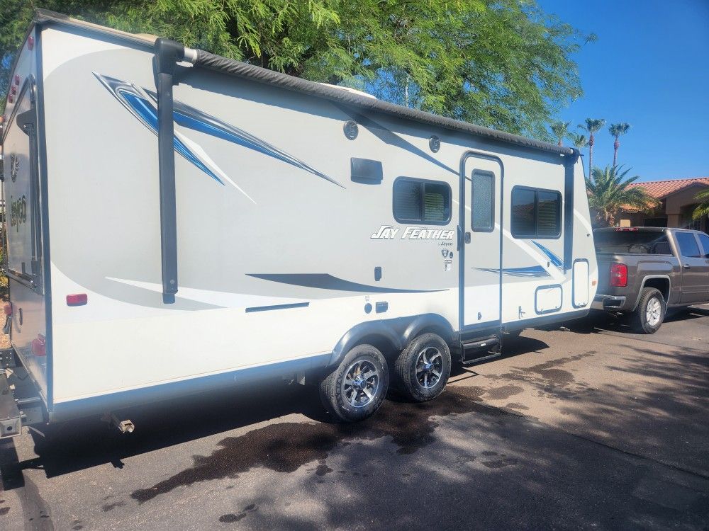 2017 Jayco X23F Trailer