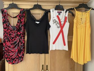 NEW Women’s Tops Medium
