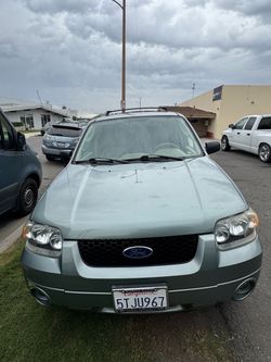 2005 Ford Escape