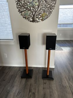 Speakers And Stands 