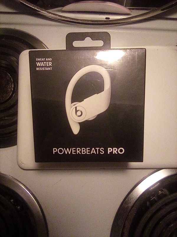 POWERBEATS PRO