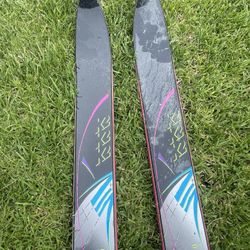 Skiis 