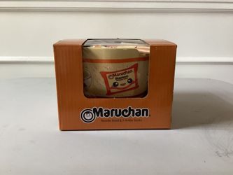 Maruchan Noodle Bowl & 5 Ankle Socks NEW