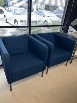 Set of single seat couches