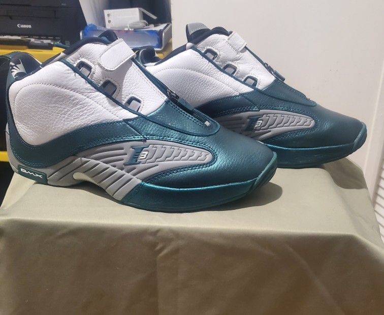 Allen Iverson ANSWER IV Mens Size 9~ Reebok DMX EAGLES