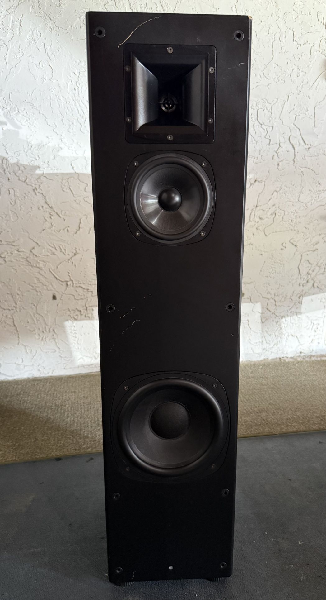 Speaker Klipsch And SubIncorporated Active (only One )