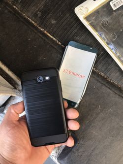 Cracked screen on my phone no problem