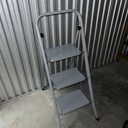 Step Ladder