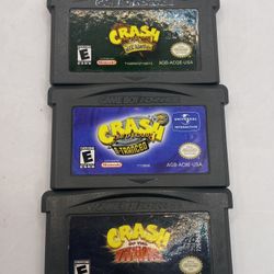 Crash Bandicoot game boy advance GBA 3 game bundle Titans, Adventure, n-Tranced