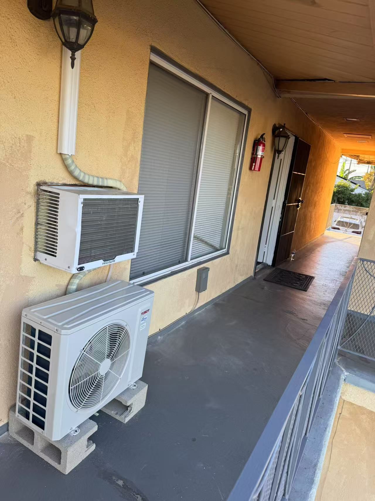 Air Conditioner