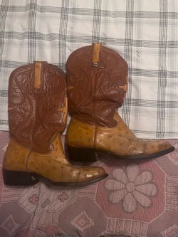Uthenic Montana ostrich leather boots