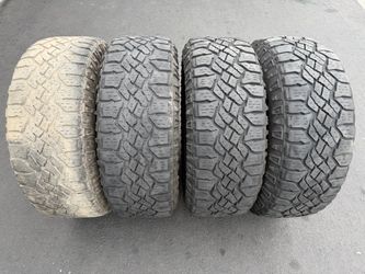 (4) 265/65R17 Goodyear Wrangler Tires