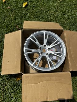 19in Gemini Wheel Tesla Model Y/3