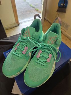 Nike Giannis Immortality 2  (Men's 11)