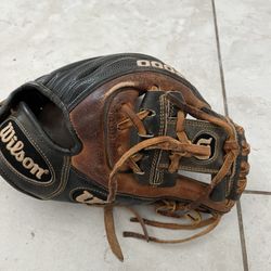 Wilson A2000 Baseball Glove Pedroia Model 