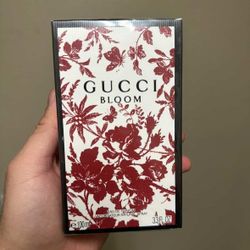 Gucci Bloom Perfume