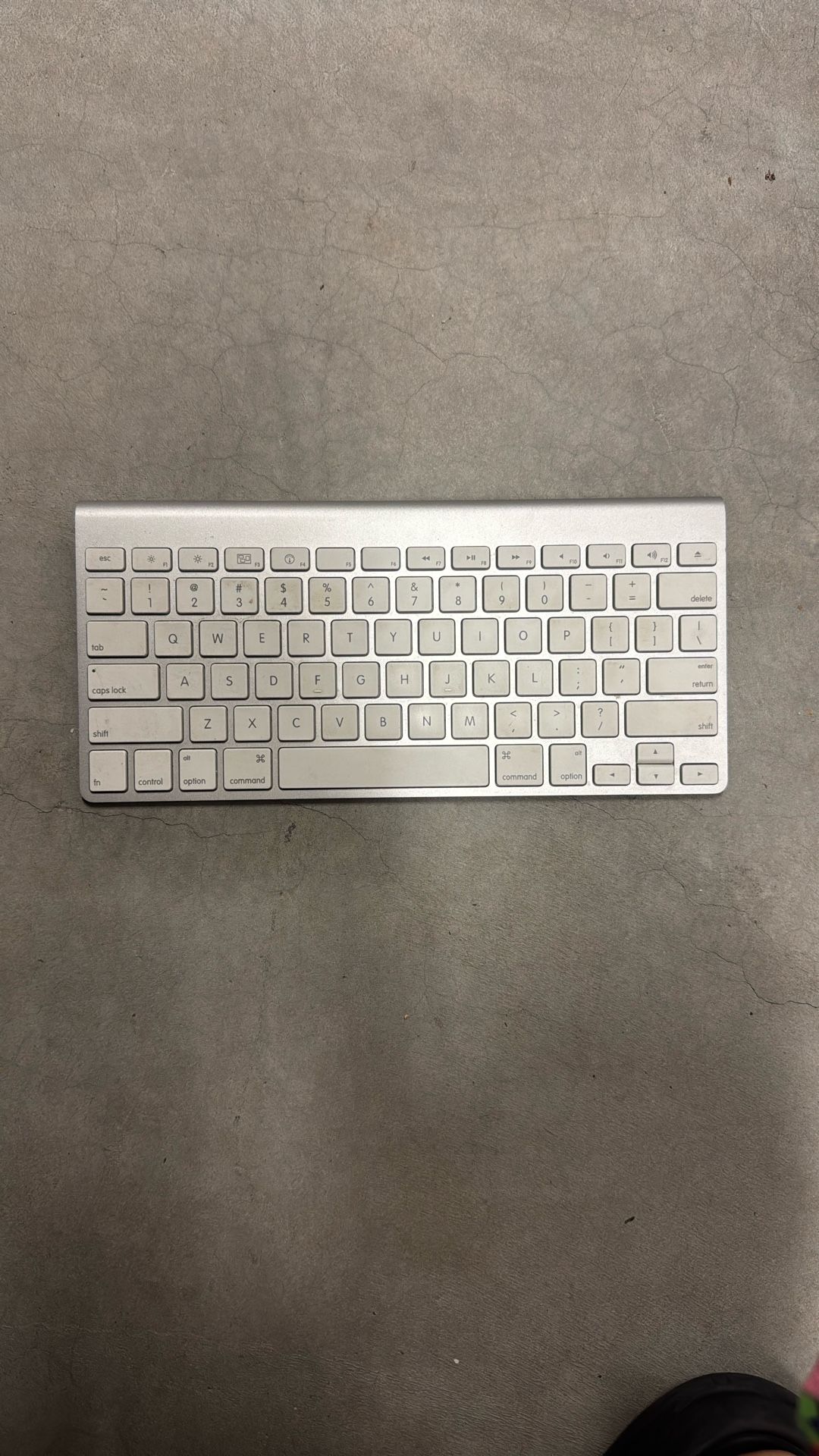 Apple Keyboard