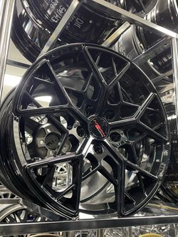 5x114.3 17 inch custom rims for sale Phoenix ​Vehicle Fitment: Ditch those boring stock hubcaps on your Honda Accord, Toyota Camry, Nissan Altima, or 