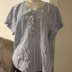 Womens  xl top