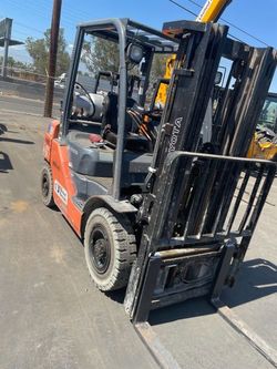 2016 Toyota 8FGU25 Low Profile 5k Warehouse Forklift