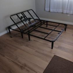 Adjustable Bed Frame 