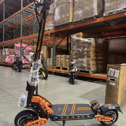 Dual-motor electric scooter