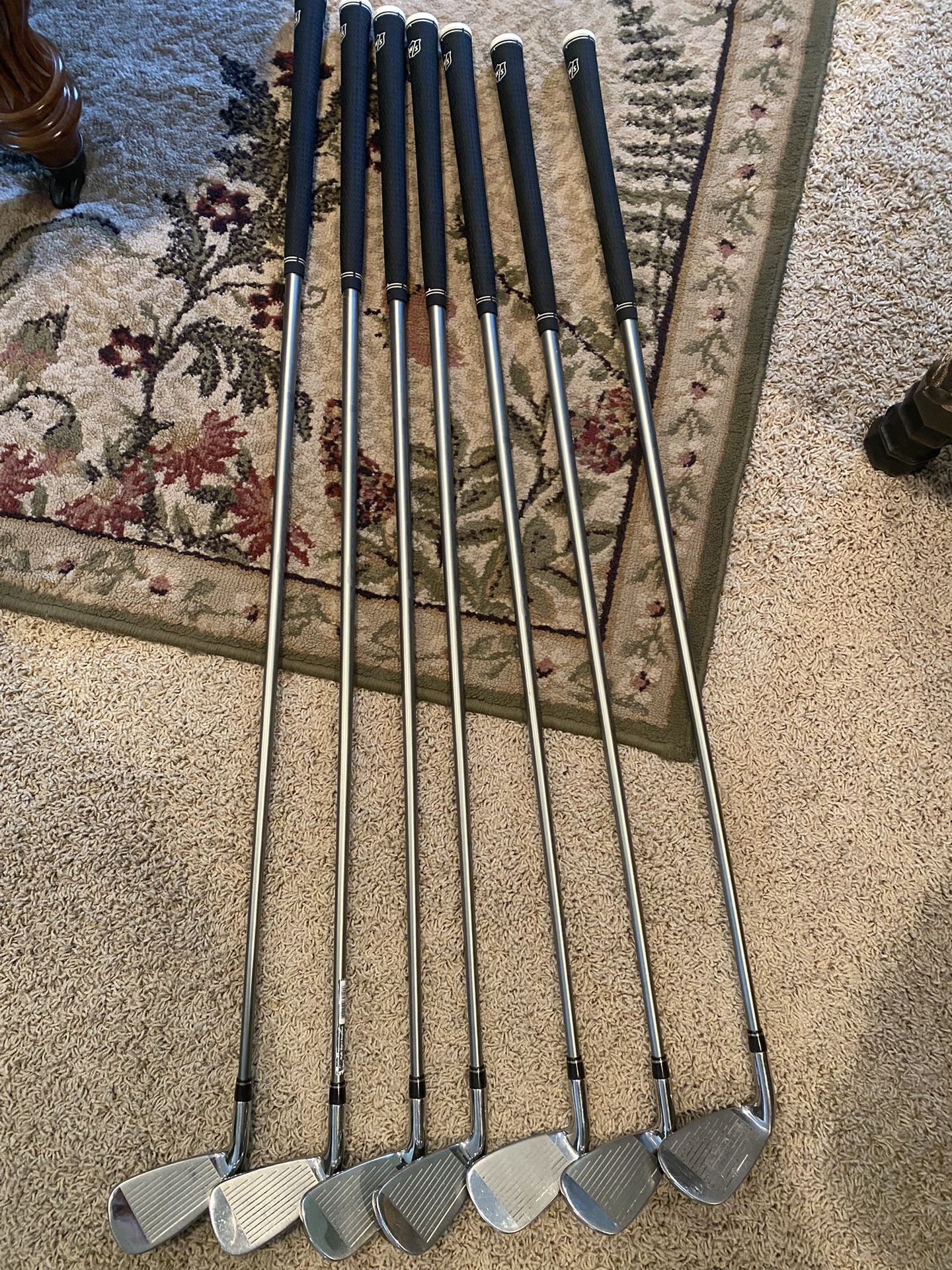 Wilson Staff PW-4 iron (7 irons)