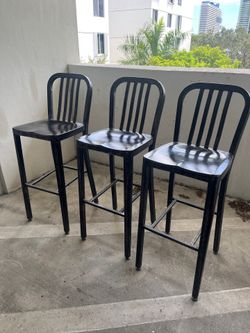Set of 3 Black Metal Bar Stools