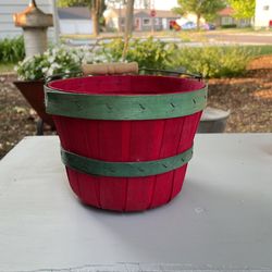 Christmas Basket With Wood Handle