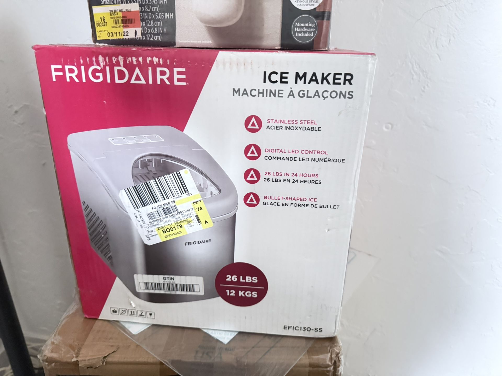 Frigidaire 26-lb Compact Countertop Ice Maker – Stainless Steel